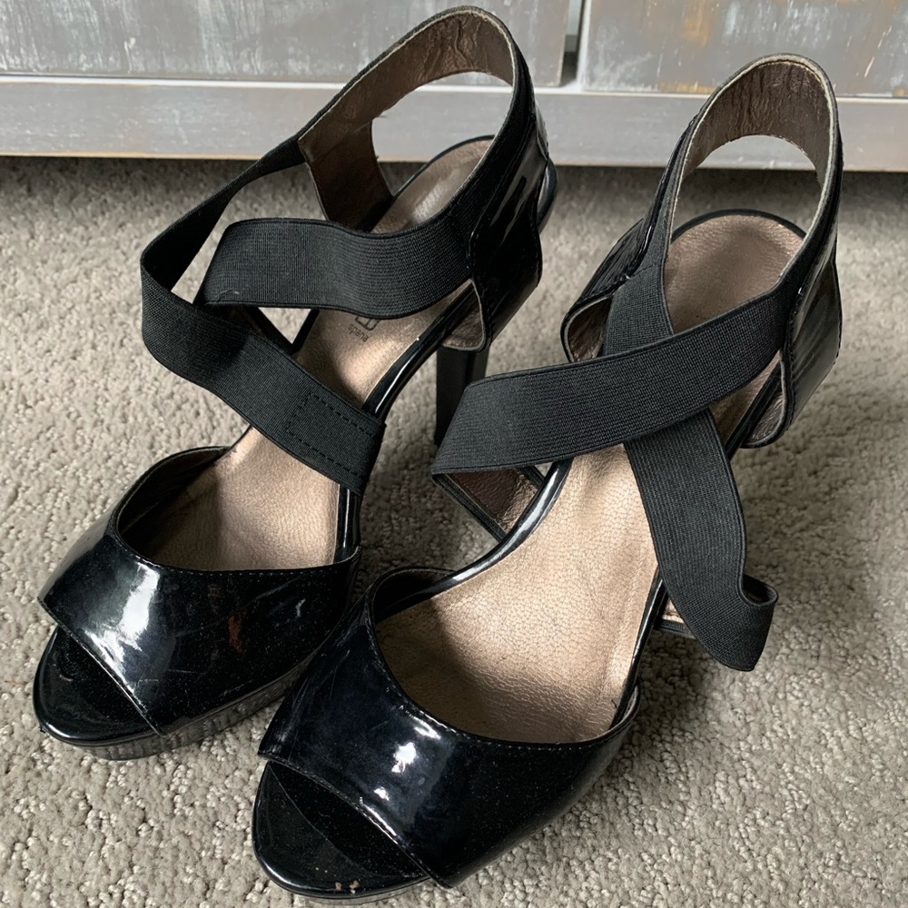 Black heels!